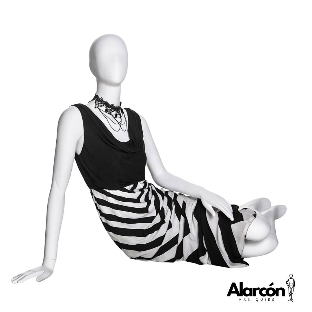 129 Maniquí Mujer Acostada - Importados Moda - Imagen 1
