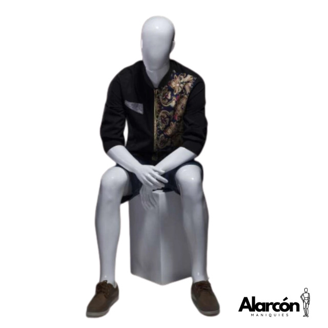 noe-7-blanco-con-ropa Maniquí Hombre Sentado NOE-7 - Imagen 1